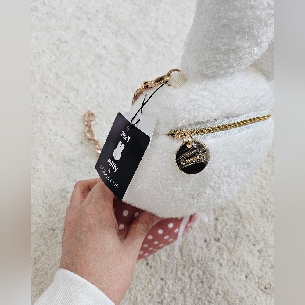Miffy Plush Crossbody Bag - Picture 6 of 6